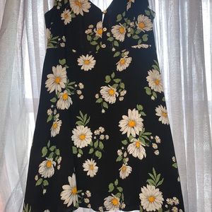 Cute summer dress 🌻